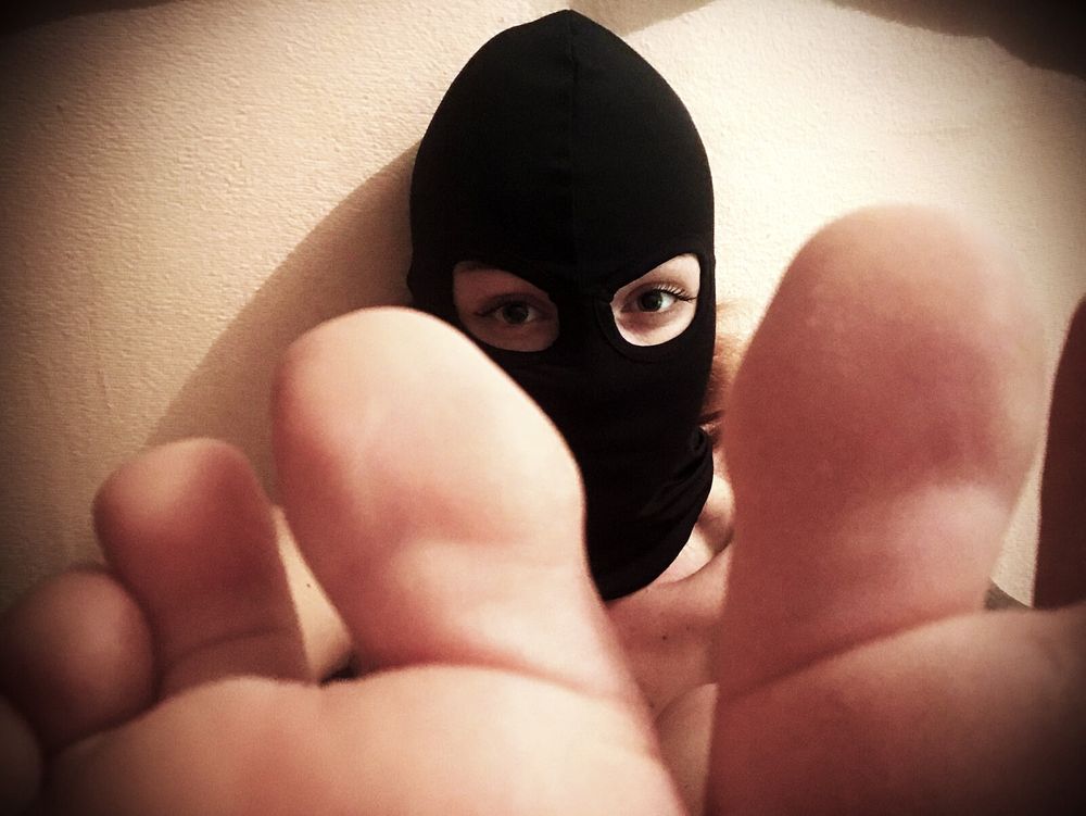 Hiding my face, showing my feet #6