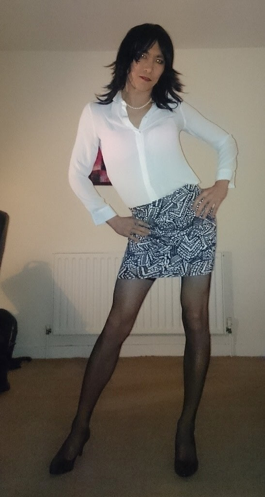 Young secretary look from old days #3