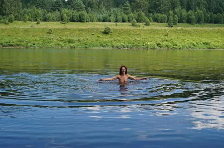 nude playing in volga river         