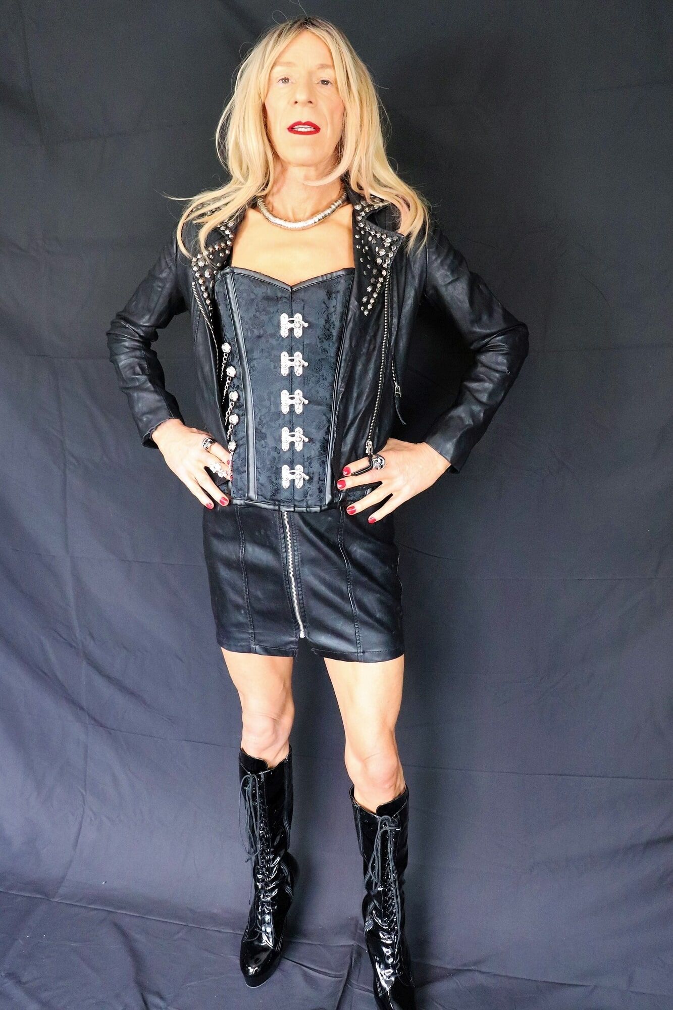 102 Alessia Travestita in Black Leather #4