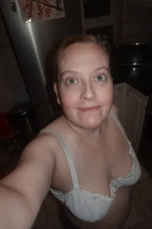 wife takes selfies         