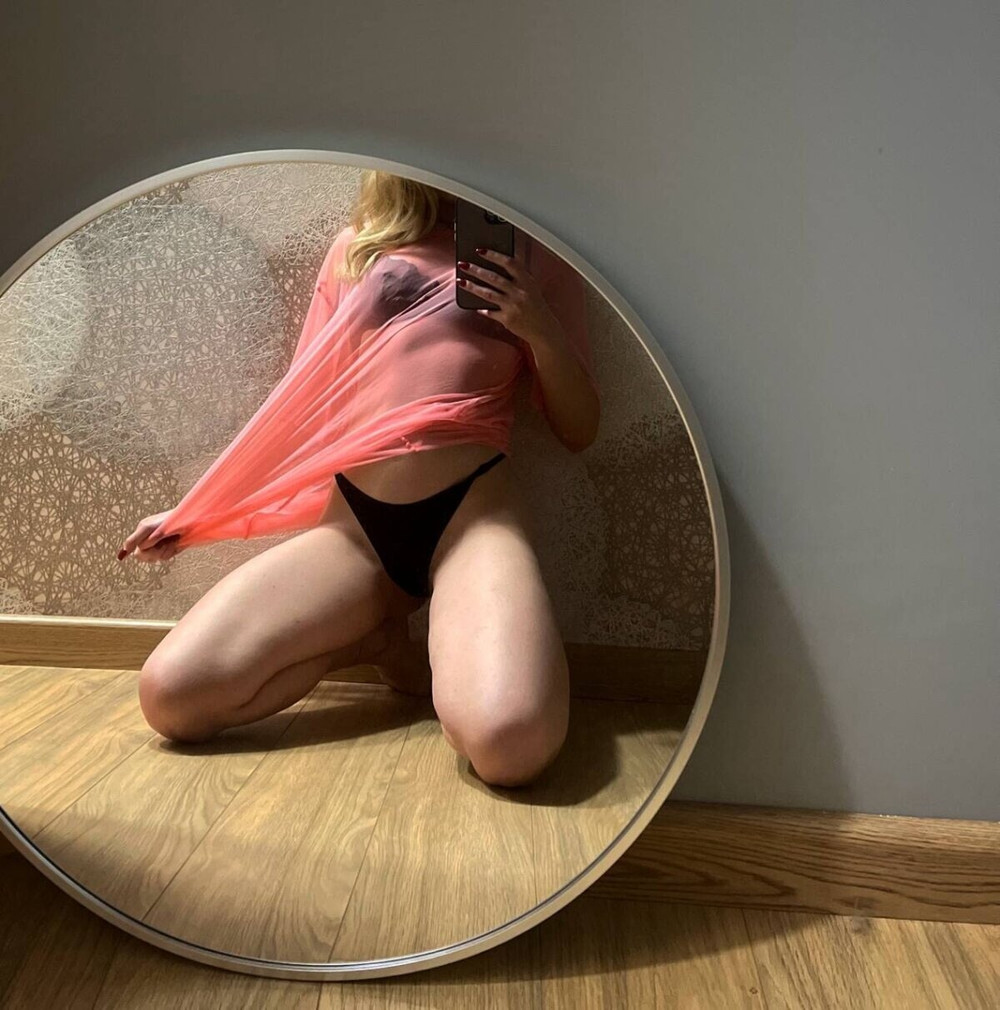 Cassandra Free Photos #27