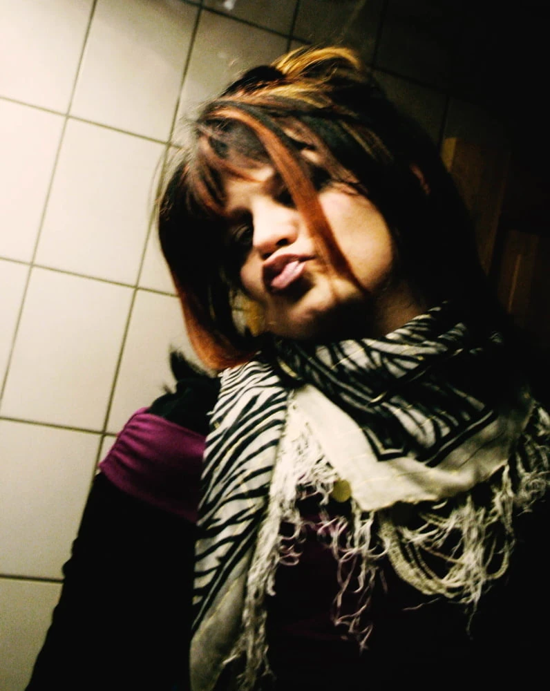 Saranette Gasps &amp; Lips