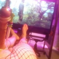 Stretching out and playing skyrim