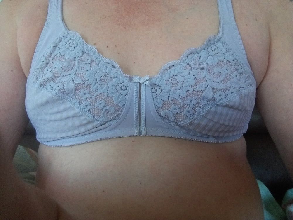  A few photos with bra #6