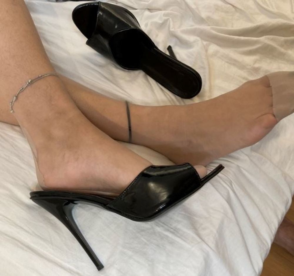 Stiletto Mules and Nylon Stockings #20