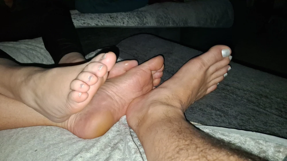 For barefoot, feet and toes lovers #20