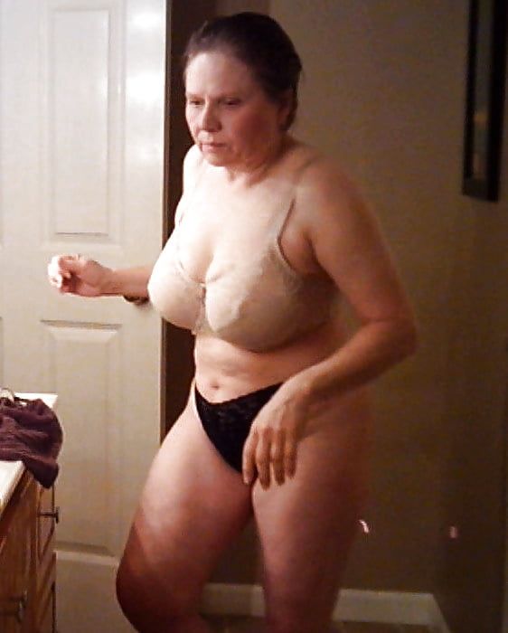 Mature Mom Tits and Ass getting ready by Marierocks #18