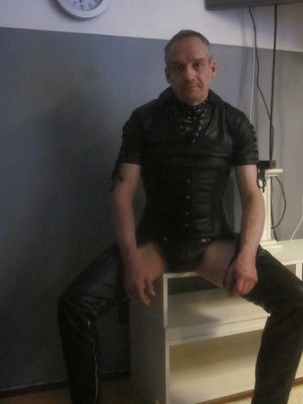 leather gay