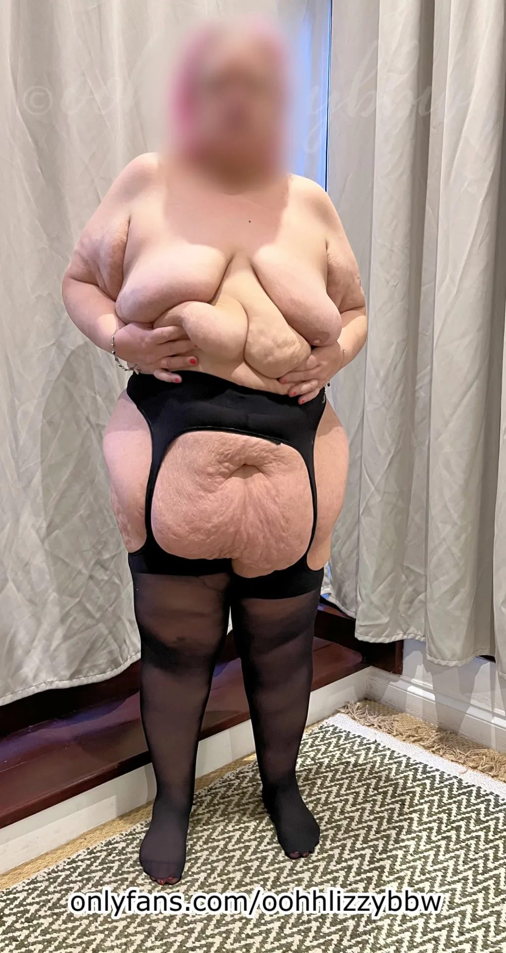 The sexiest BBW, it can only be OohhLizzyBBW