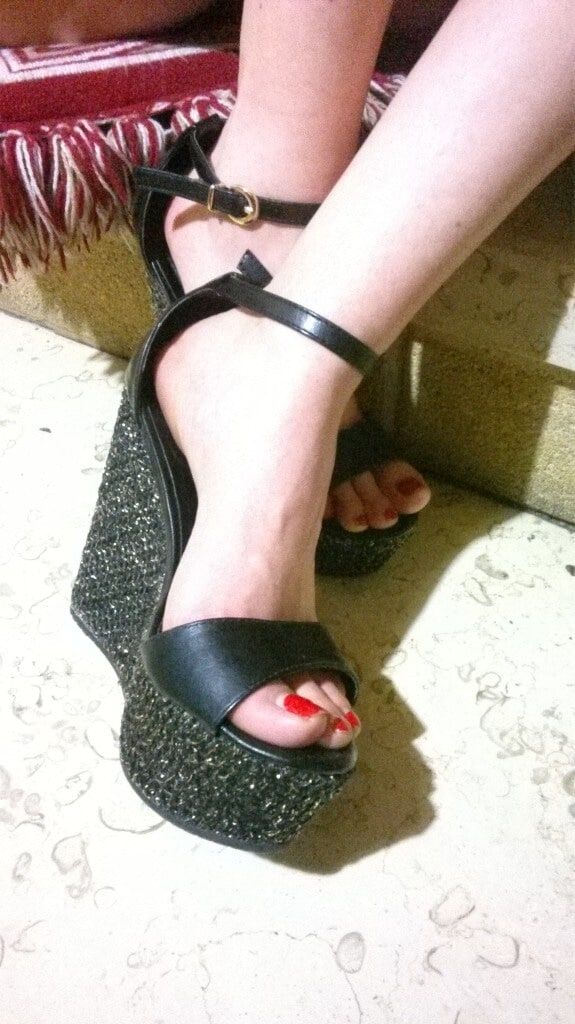 Sexy high heels and feet 💖 #17