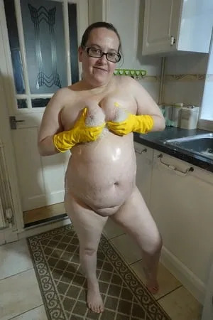 nude messy rubber gloves         