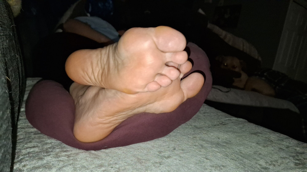 Girlfriend teases me with her cute soles #2