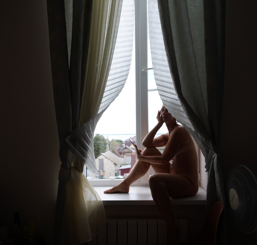 Naked on the Windows #5