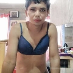Amateur cross dresser 