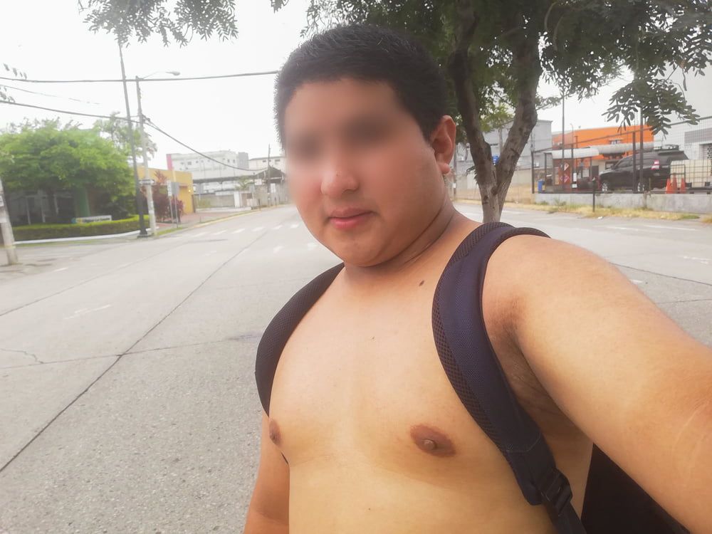 Yop sin Camiseta en las Calles 02 #2