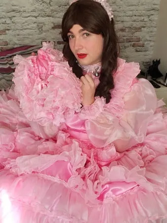 sissy long frilly pink dress         