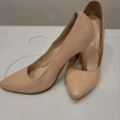 Shoes for anal
