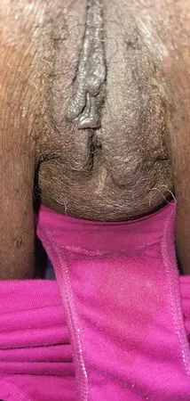 cum on my butt and in my sweet pussy hole         