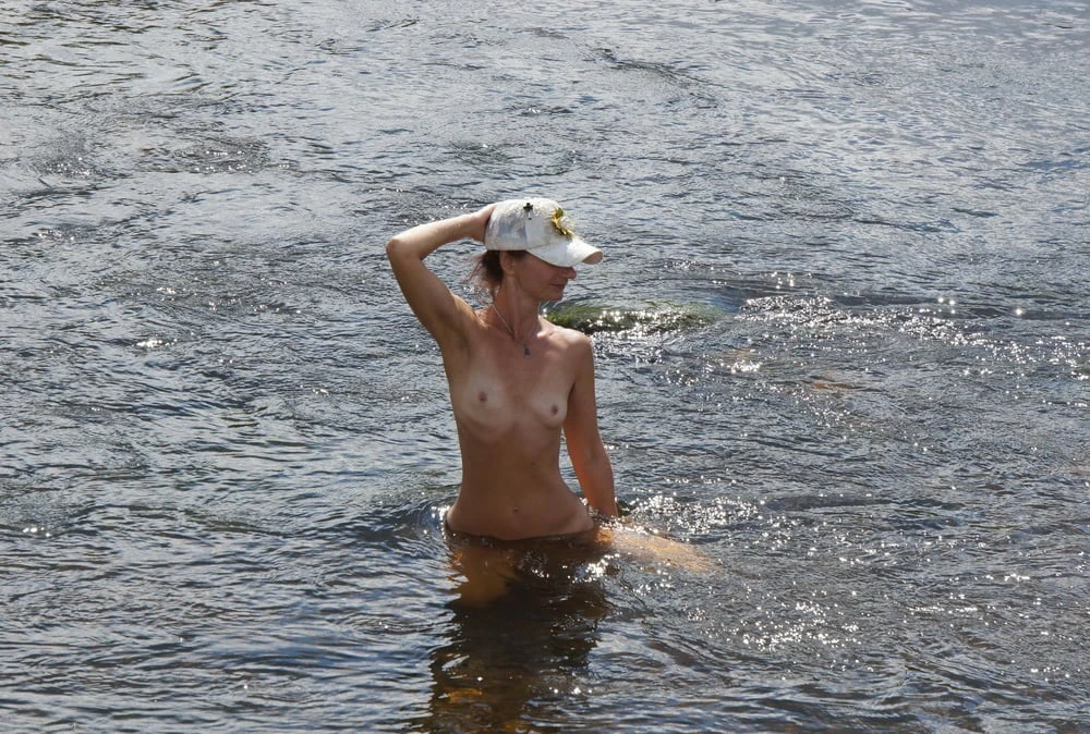 Nude in river&#039;s water #39