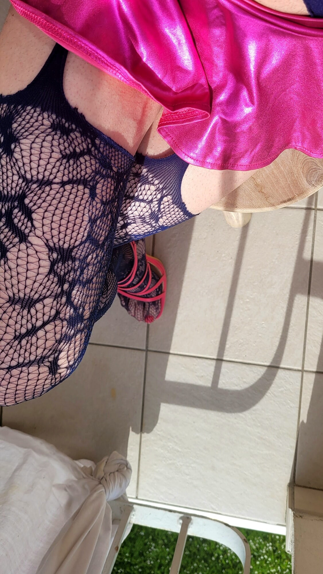 ExhiB👀PUBLIC dans un Complexe Abandonne puis sur son Balcon #12