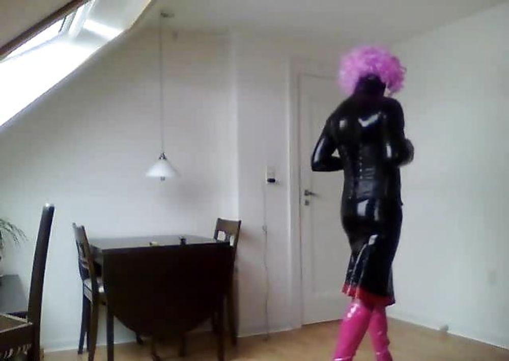 Latex and leather crossdresser #25