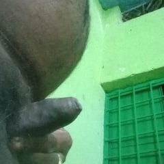 ブバネシュワルデジ父のペニス写真