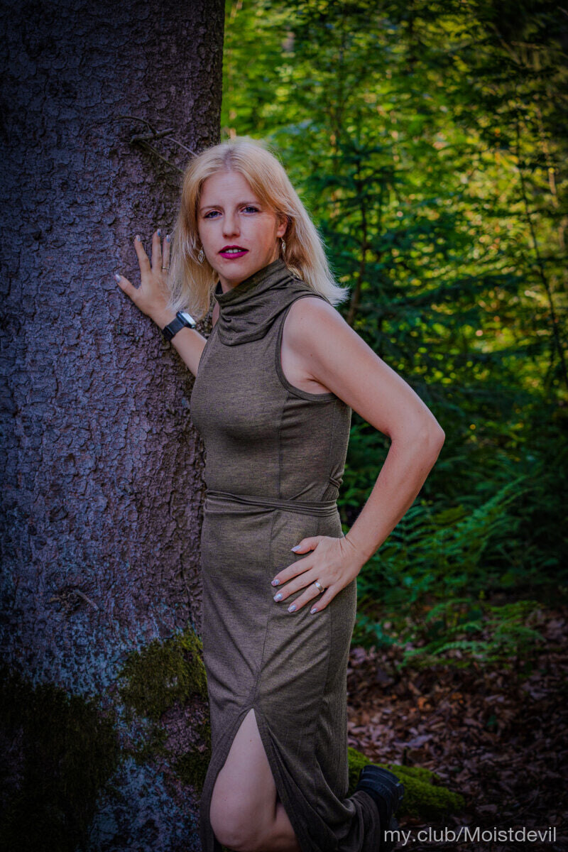 Moistdevil Free Photos #11