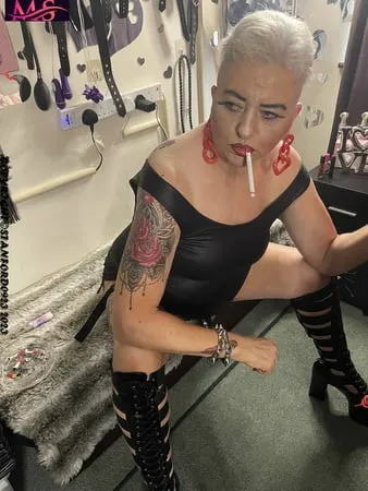 ready to fuck sissy boy         