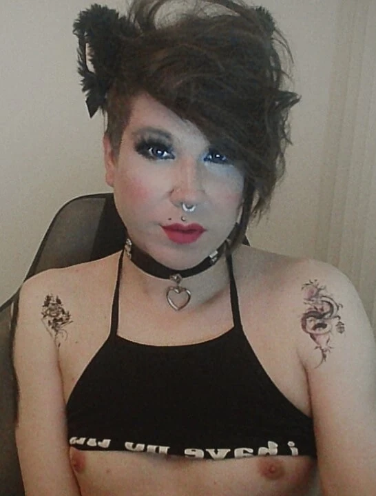 cute amateur crossdresser