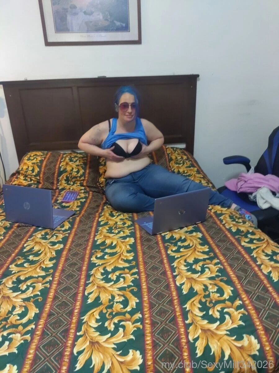 SexyMilf342026 免费照片