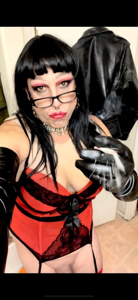 Gloves Mistress In Red  #55