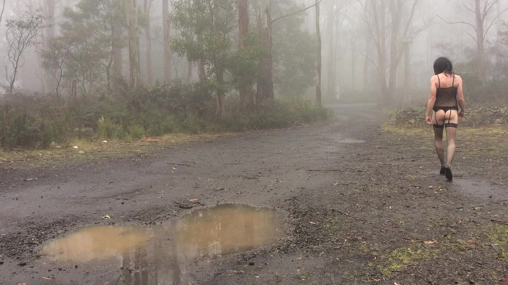 Crossdress Roadtrip - Walk in the mist #6