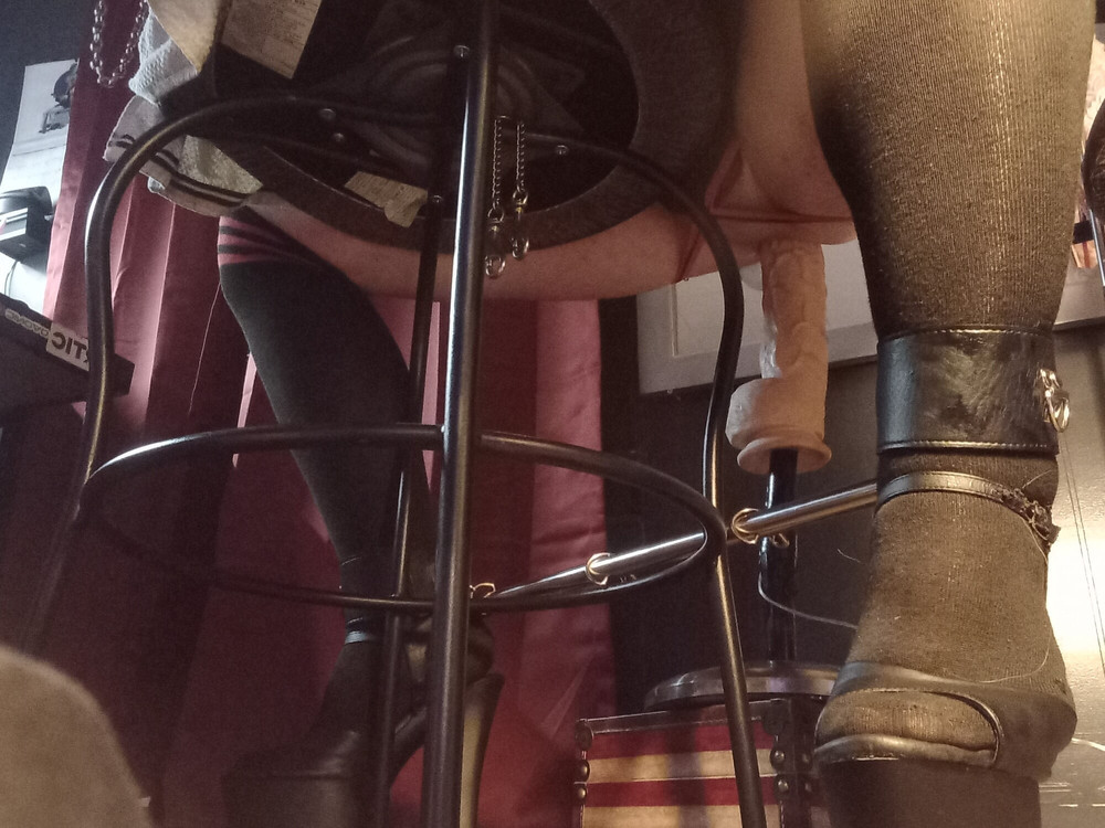 Butt && feet slut #14