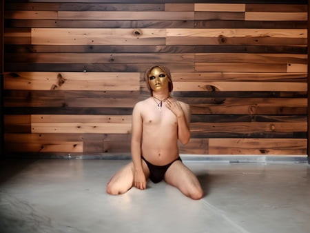 Golden mask
