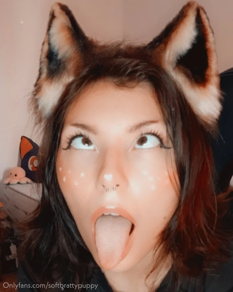Pet play bitch 