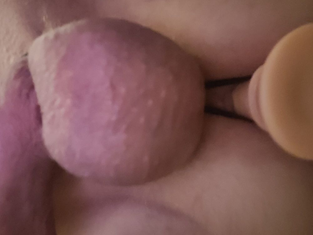 like to jerk off my cock until the juice comes with dildo in