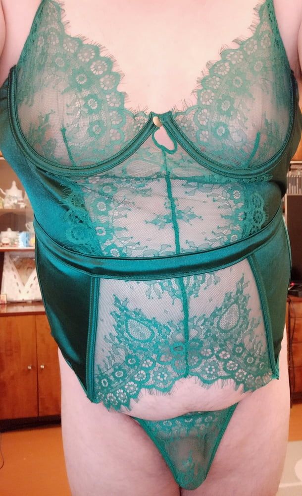 my new green lace corset #17