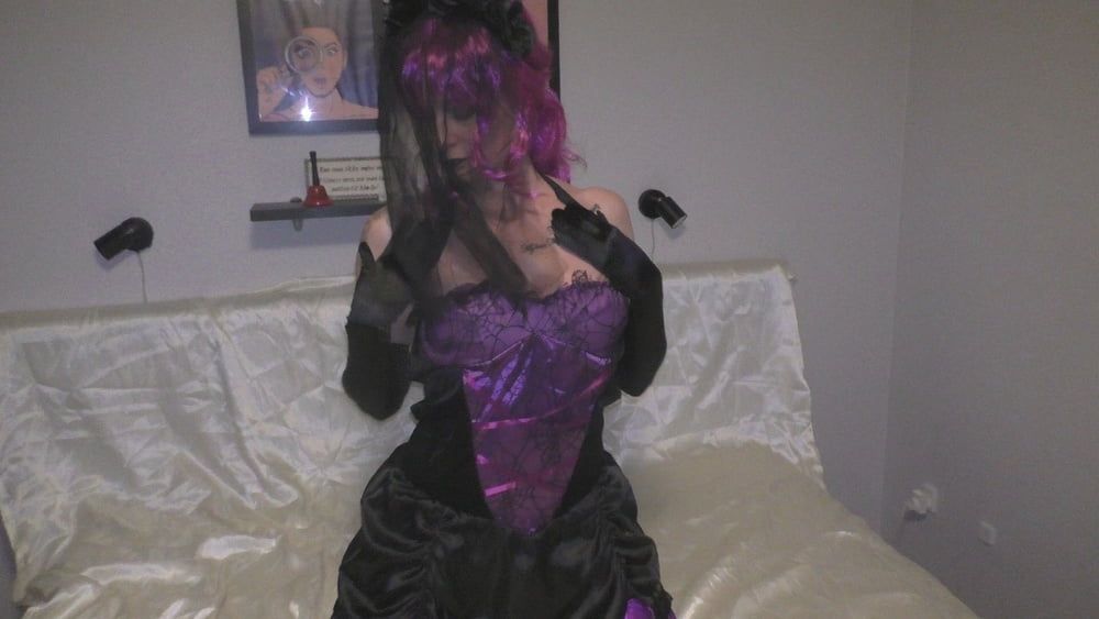 Satin Halloween 2020 #14