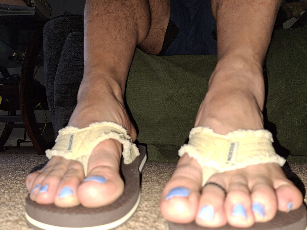 My painted toes while wearing flip flops #16