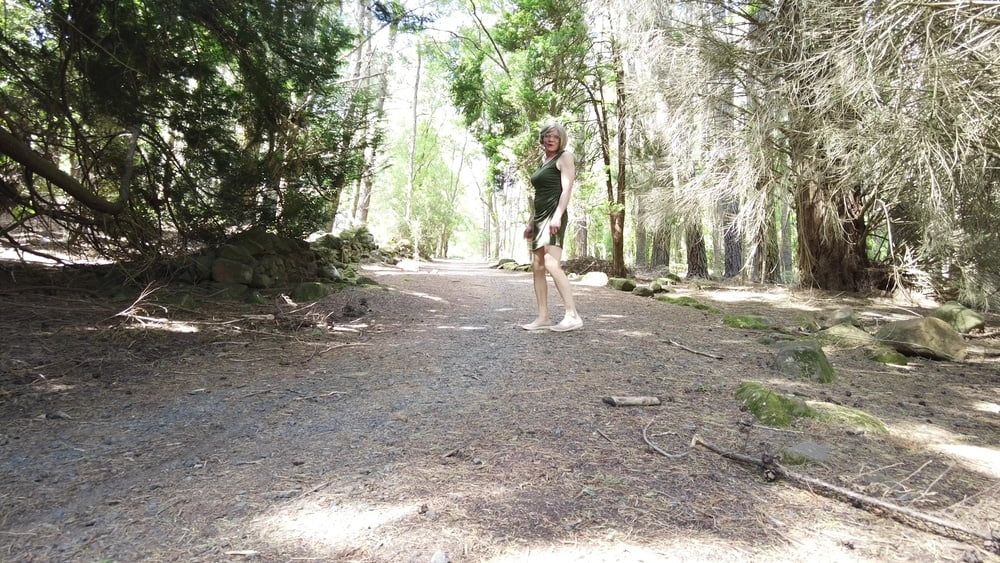 Crossdress walk forest trails #41