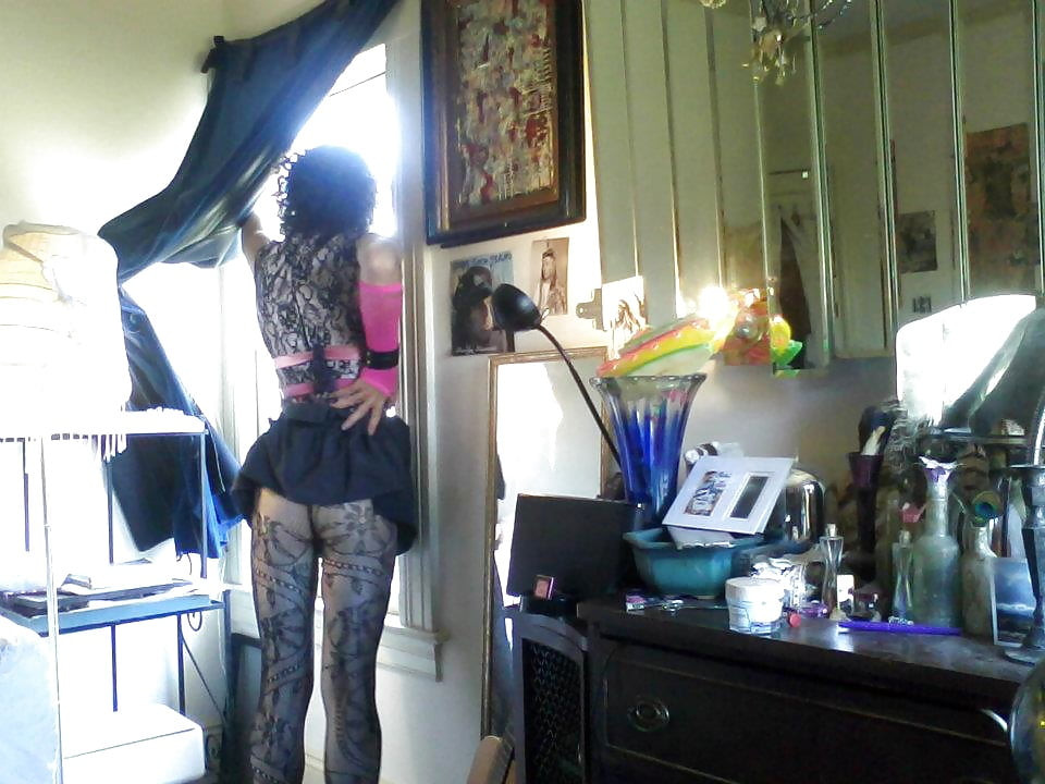 Frilly lil pink fuc pony girl ass up. #60