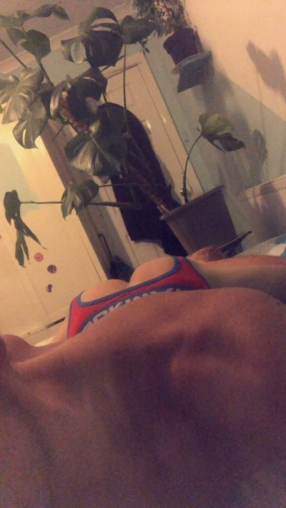 Me, Myself &amp; My Bum  #4