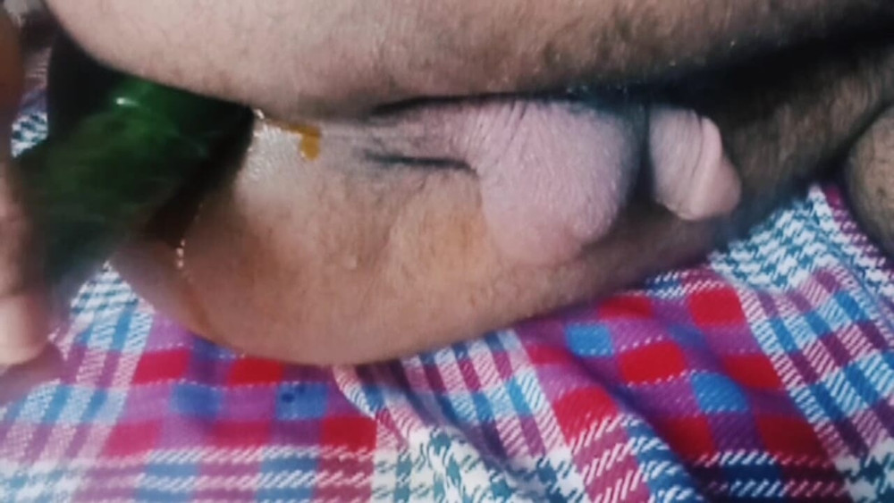 Cucumber inside my anal