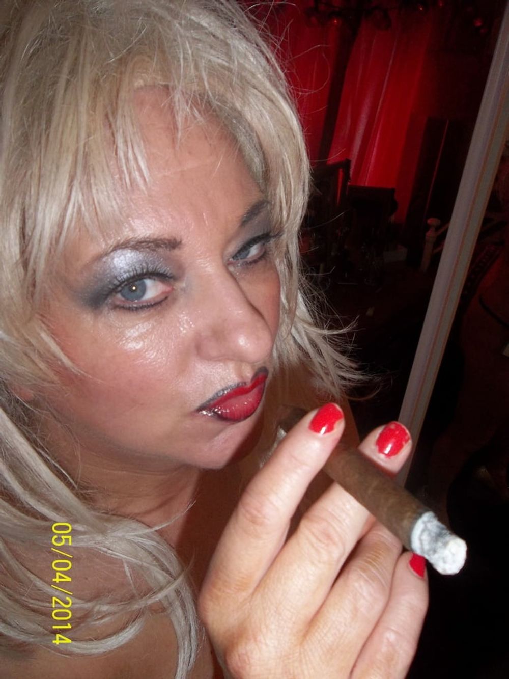 SMOKING WIFE #6