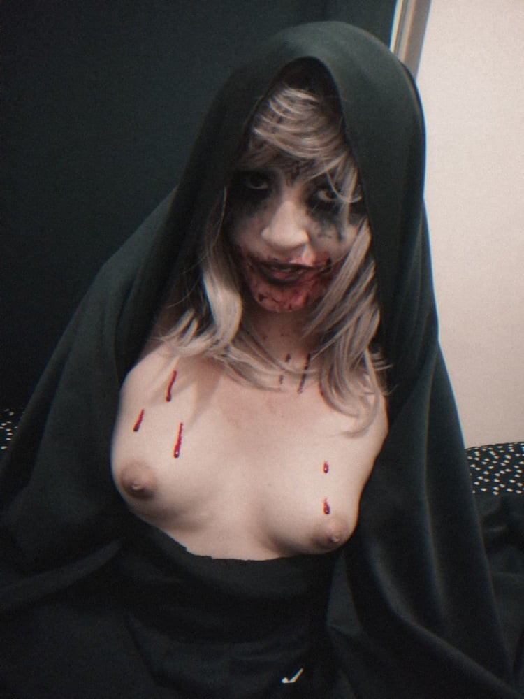 Cosplay Resident EVIL #2