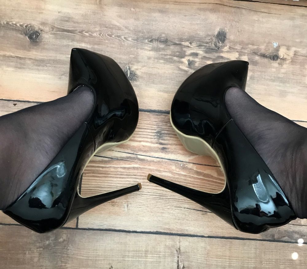 black tights &amp; heels close-up #10