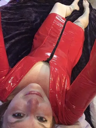 Testing out a new latex dress         