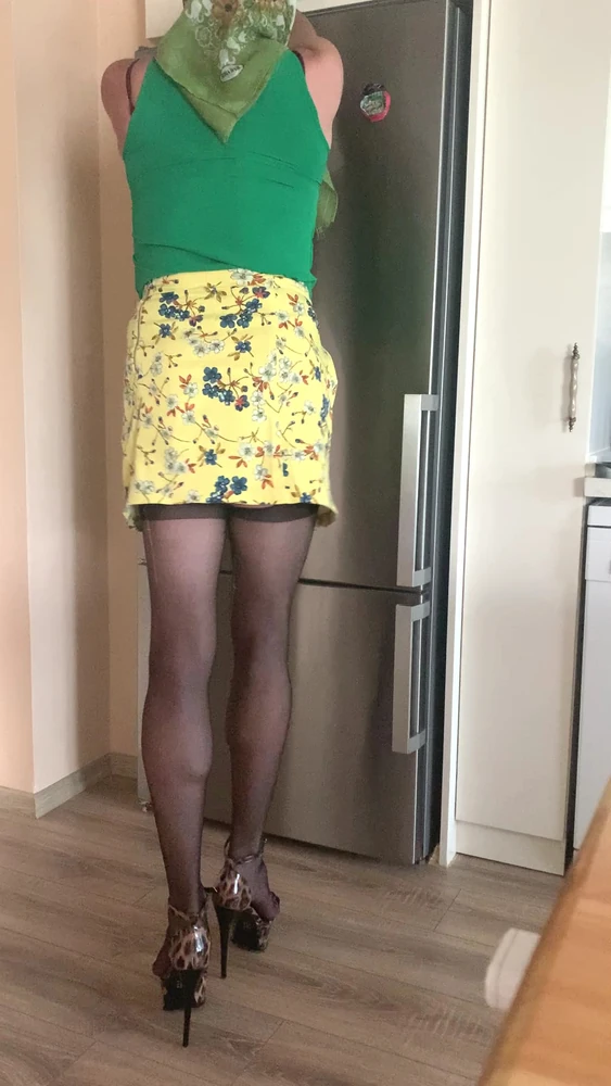 My Aunt&#039;s Beautiful Legs #6