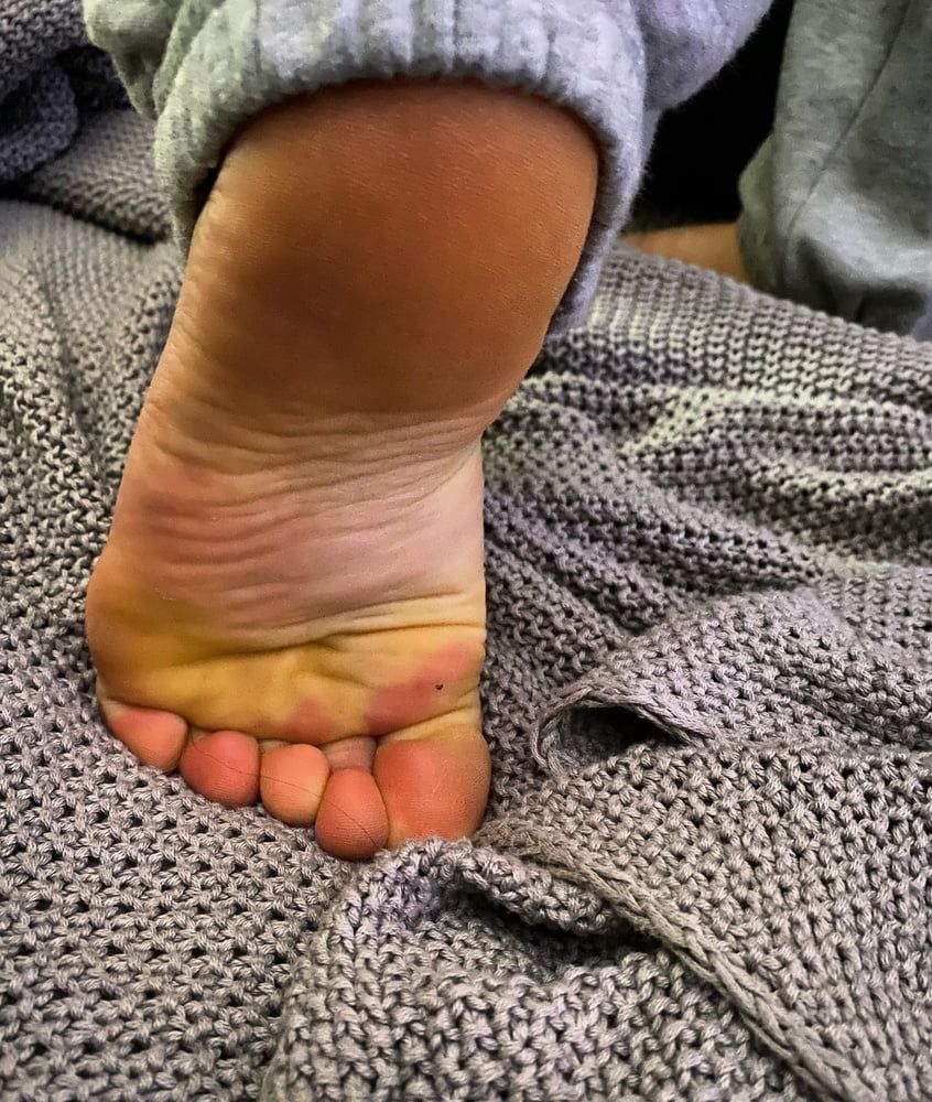 Solo feet